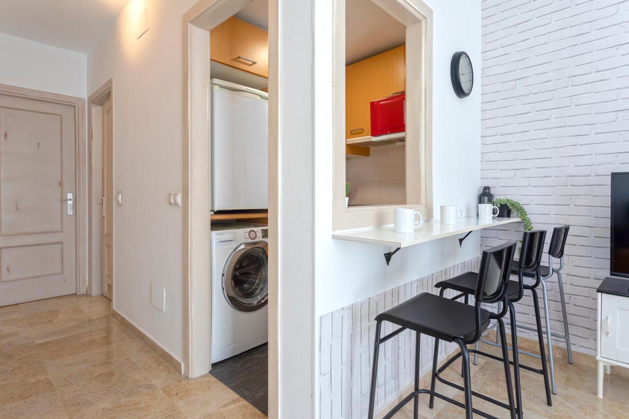 Precioso Apartamento En Pleno Centro By Rent Me Малага Экстерьер фото